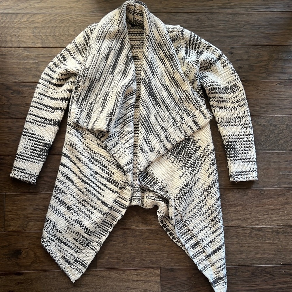 Express Marled chunky knit cardigan
